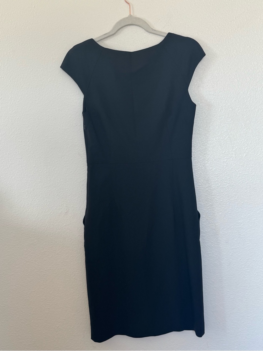 Theory Wool Blend Cap Sleeve Sheath Dress Pockets Black LBD 4 - Picture 4 of 11